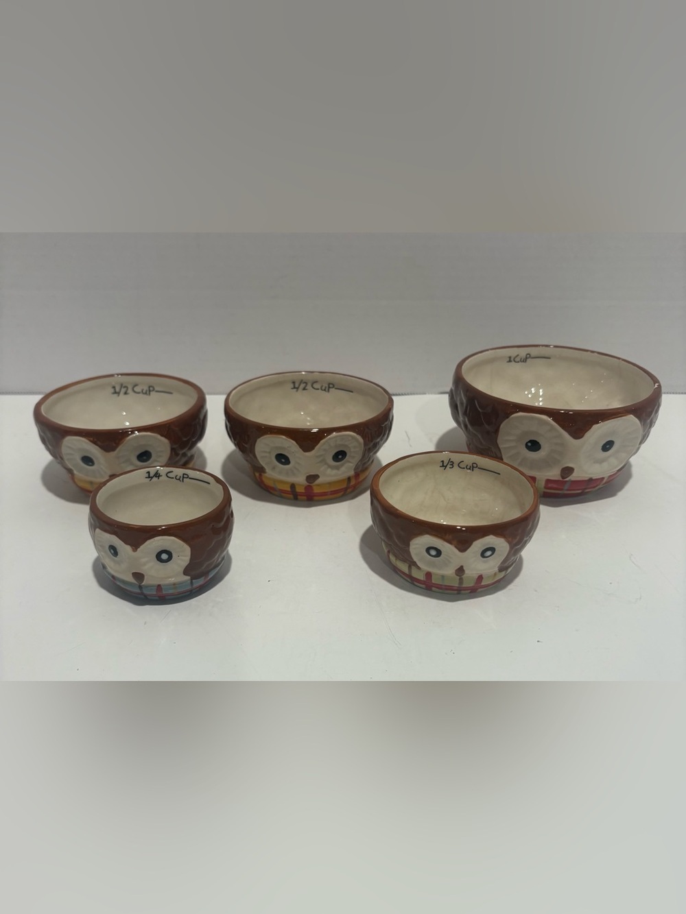 Pier 1 Owl Ceramic Measuring Set in Brown and Cream with Red Accent
